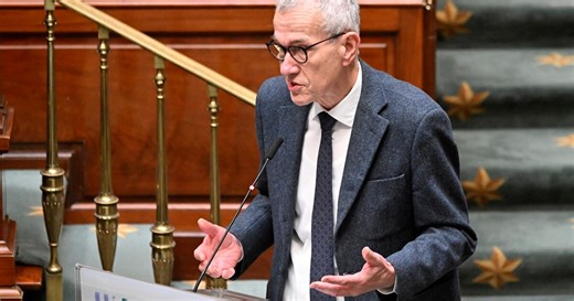 "Plus de la moitié des malades de longue durée sont aptes à travailler": les conclusions d'un rapport de l'Inami resté secret pendant plusieurs années