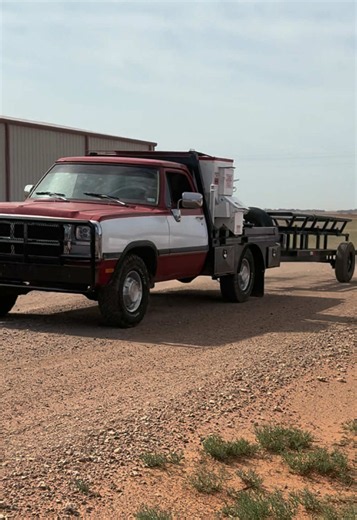 De-aX Flatbed, T&S Trip Hopper & De-aX Dump Hay Trailer in Wolfforth TX