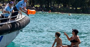 Haute-Savoie. « Le calme apparent, c’est ce qui piège » : pourquoi tant de noyades au lac d'Annecy cet été ?