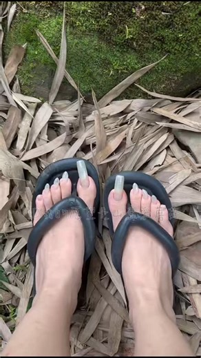 Mushroom-20LongNails on Instagram: "The toenails you are looking forward to #longnails #naturalnails #toenails"