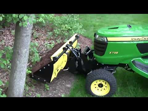 TJ's Tractor X738 John Deere