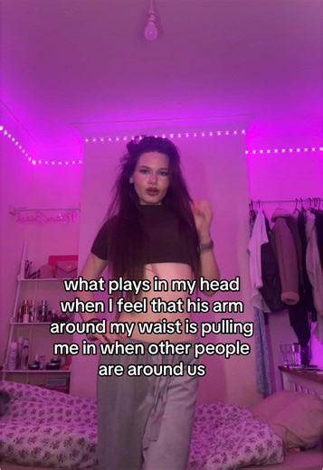 Understanding Boyfriend Hand Placement in Relationships