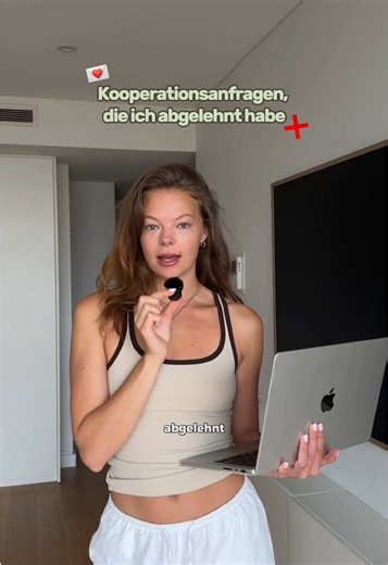 Kooperationsanfragen, die ich immer wieder ablehnen würde📩 Qualitat vor Quantität - auch bei Kooperationsanfragen. Ich bekomme inzwischen sehr regelmäßig Anfragen, ein großer Teil davon passt jedoch einfach nicht zu mir, meinen Werten oder dem Content, für den ich stehe. Unpersönliche Copy-Paste-Nachrichten, Ultra-Fast-Fashion-Brands, Dessous-Kooperationen oder Diät-Support lehne ich grundsätzlich ab. Lieber weniger Kooperationen, dafür die richtigen! Wie seht ihr das? Welche Brands lehnt ihr i