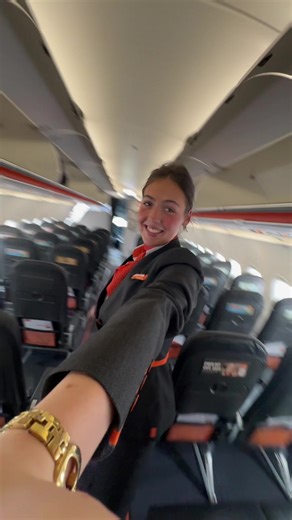 Inside a Flight Attendant's Turnaround Routine