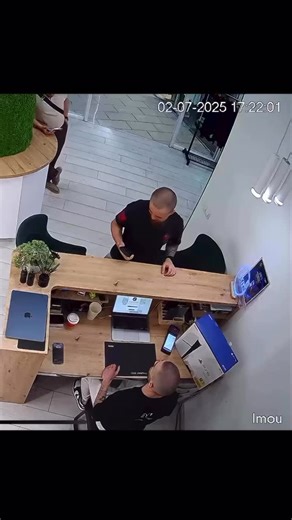 Your laptop might be slow… and it’s not broken. 😳 Before you buy a new laptop — read this. Most laptops don’t need replacing. They need fixing. Common problems we see every day: 🐌 Too many startup apps 💾 Old hard drives (HDD) 🦠 Hidden viruses 🔋 Dead batteries pretending to be fine A simple check can save you thousands. Pop in or DM “CHECK” We’ll tell you honestly if it needs an upgrade — or not. XComputers — Durban’s Favourite Techies. Keep Calm. Stay Connected. #TechTipsSA #LaptopCare #Dur