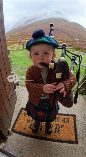 Happy Birthday! . . . . . . . . #happybirthday #doorbell #baby #toddler #bagpipes