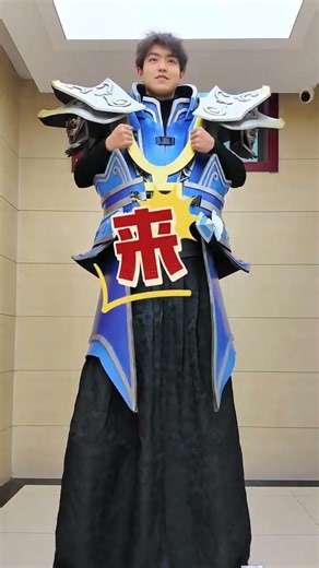 #cosplay #cosplayretas #mascot #stilts #dance #cos #funny #custom #transformers #light #cutecat