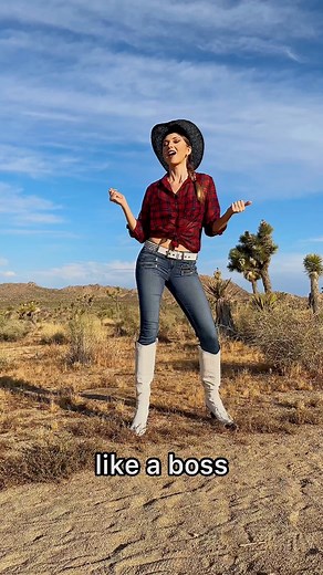 🤠 #travelsong #traveltheworld #travelanthem #travelling #travelislife #singersongwriter #iwannatravel #iwannatraveltheworld | Dj Eliza May