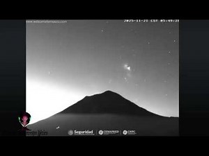 It happens again, a triangular UFO appears over Popocatépetl