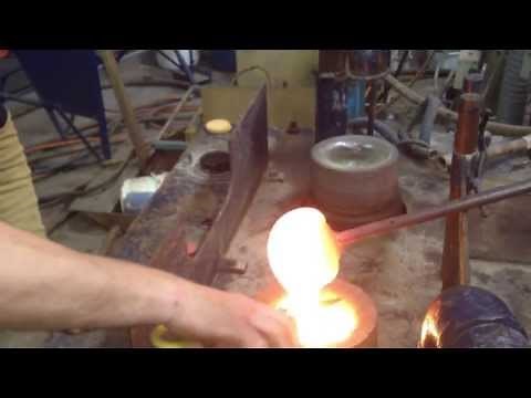 The Making Of Dartington's Daisy Crystal Bowl in Devon, UK
