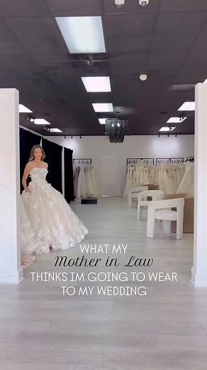 Who do you think has the best style for the bride? 🥰 | Unaltered Bridal