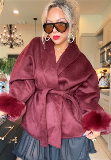 Chic and Comfy Fuzzy Coat for Every Occasion