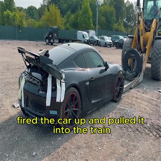 Finding out why my Totaled Porsche GT4 WAS SO CHEAP! (1) | Porsche GT4