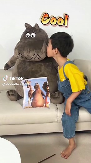 Custom Madagascar Plush Toy#madagascar2 #madagascar #madagascar3 #gloria #hippo #customplushies #customstuffedanimal #stuffedanimal #plushies #plushtoys #plushdoll #customcharacter #partner