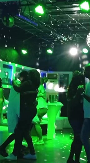A Discoteca DICLCLUB BENGUELA tem o prazer de anunciar uma parceria com a produção IDA & VOLTA#viral