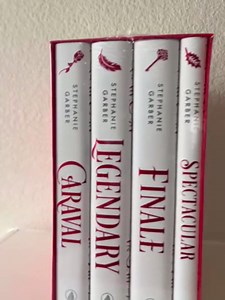 Caraval Holiday Collection: Caraval, Legendary, Finale, Spectacular