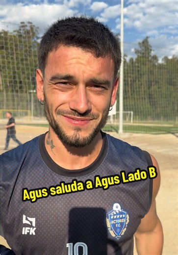 Hacemos trabajar al jefe para que mande saludos a todas por el apoyo que le dan a esta cuenta 😍💋 -Atte la CM