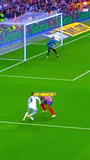 Why Cristiano Ronaldo Stopped Dribbling 😳 (The Truth Nobody Talks About) #footballshorts #ronaldo