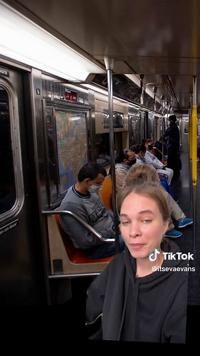 NYC Subway Etiquette: Tips for a Better Commute