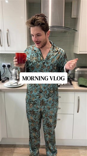 A Morning with a Single Gay Man: Embracing Everyday Life
