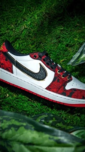 The Air Jordan 1 Low 'Garden' | JD Sports US