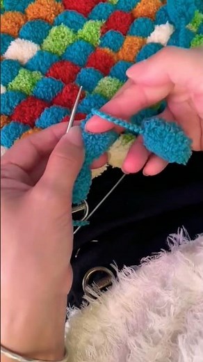 Here’s a simple tutorial on how to cast on stitches! #KnittingForBeginners #knitting #handmade