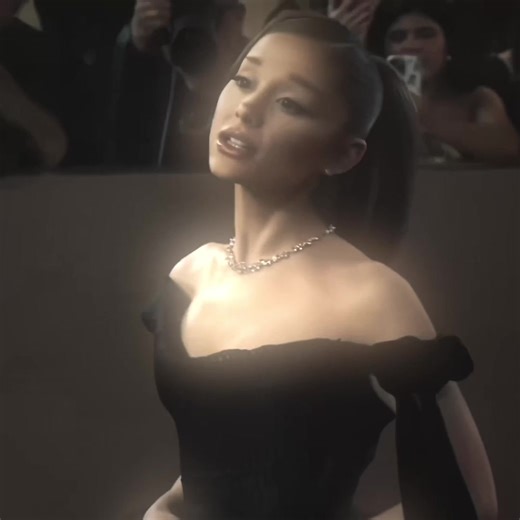 Ariana Grande Look: Stunning Concert Style Revealed!