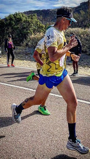 Lic. Cristián Mustafa on Instagram: "🔹 ¿Qué es el modelo ATR en el entrenamiento? Es una metodología de planificación que organiza el trabajo en tres fases clave: 1️⃣ Acumulación: se construyen las bases 👉 volumen alto, fuerza general, capacidad aeróbica. 2️⃣ Transformación: el trabajo se vuelve más específico 👉 intensidad, potencia, resistencia a la fatiga. 3️⃣ Realización: llega el momento de afinar 👉 tapering, máxima forma deportiva y rendimiento en la competencia. 💡 El ATR busca optimi