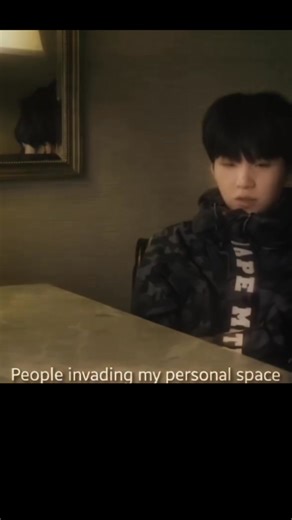 And then he found 6 brother's who also love his personal space 😹😹😹 #lol #highlight #BTS #btsarmy Mel Issa | Patindol Melissa