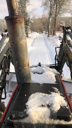 65K views · 299 reactions | Plogar ut en av grannarna efter att blåsten drivit snön | Magnus Helm | Facebook