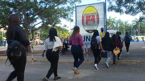Participa como aplicador de PAA | La UNAH, a través de la Dirección del Sistema de Admisión - UNAH, invita al personal docente y administrativo a ser parte del equipo de aplicadores de la PAA a realizarse el próximo 7 de abril. Las jornadas de capacitación que desarrollarán a partir del lunes 4 de marzo. | TV UNAH