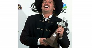 Country music singer and police officer Jeff Carson dies at 58