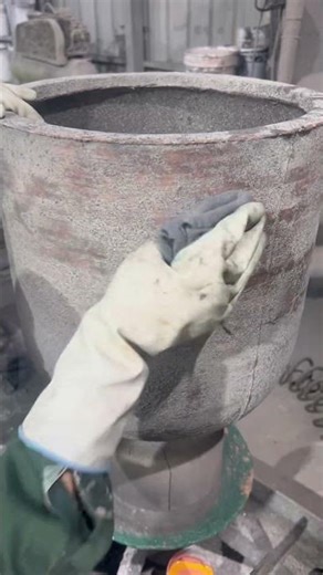 Making painting pots