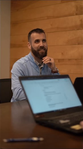 WinCap is our weekly highlight — a quick moment to recognize someone who’s setting the tone and raising the standard. 🎥 This week, @beardedtubguy got the shoutout 👏 Locked in on socials. Posting consistently. Getting more creative. And beyond the content? Leadership that stands out. Connecting with people for who they are, meeting them where they’re at, and genuinely wanting to see everyone succeed. That’s what it looks like to grow and bring others up too. #thewincrew #leadership #realestatea