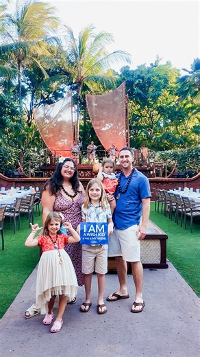 Sydney Pavina on Instagram: "IDK if preferred seating was 100% necessary but the luau at Aulani was incredible!!! From the food to the show, we had the best time! #aulani #aulaniluau #hawaii🌺 #aulaniadisneyresortandspa #hawaii"
