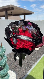 monkey bouquet 🍌 #floristlasvegas #florist #flores #monkey #monkeys #lasvegasflorist | Pretty Pastel Pastries