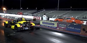 Dodge Demon vs. Ariel Atom 3RS: ¿Músculo o ligereza?