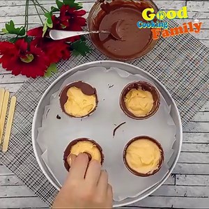 6.2M views · 69K reactions | With 4 ingredients and in minutes, make this delicious creamy ice cream in a glass  write down the ingredients 400g condensed milk 200g heavy cream 1 packet of tang juice 200g chocolate | Good Cooking Family | Facebook