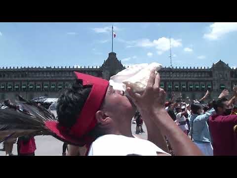 Aztec dancers descend on Mexico City's Zocalo