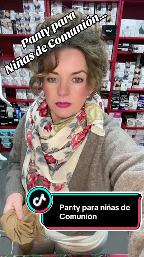 Pantys para niñas de comunión, un panty fino de 15 dn, en color piel, tenemos desde la talla 6 meses hasta los 16 años… #alasbuenasbuenas #merceriaesperanci #pantyniña #comunion #comuniones