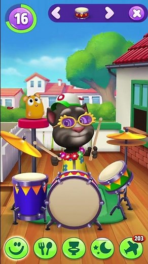 Tom vs. Squeak! 🎵 Talking Tom #Shorts