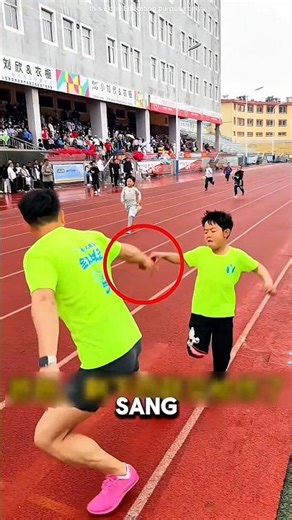 Ikut Lomba Lari di Sekolah, Aksi Ayah Atlet Profesional ini Bikin Semua Orang Terpukau!