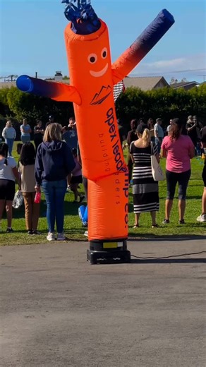 Golden View Elementary was bursting with color and excitement at this year’s Color Run! 🏃‍♀️🌈 Students ran laps to raise money for their school, and even Goldie made an appearance to cheer everyone on! What an amazing day of fun, fitness, and community spirit!🤩 | Ocean View School District