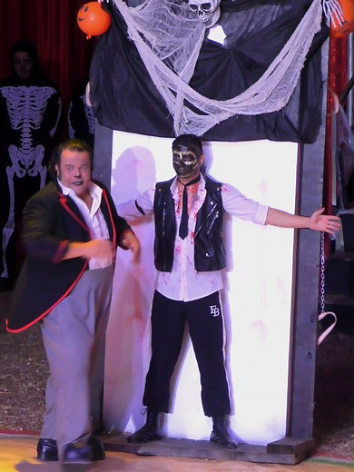 202K views · 1.5K reactions | Halloveen - Christian Folco - clown / bohóc - Magyar Nemzeti Cirkusz - 2024 #circus #circusvideo #cirkusz #clown #bohóc #circo #magyarnemzeticirkusz #folco #halloveen #mnc | Circus video | Facebook