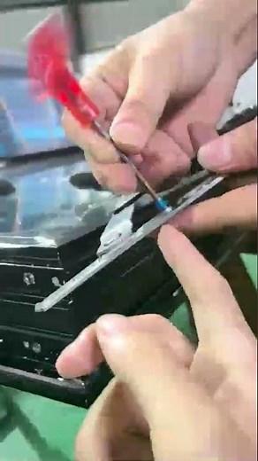 How To Install An Aluminum Window Hinge Step By Step #aluminumwindows #windowhinge # tutorial