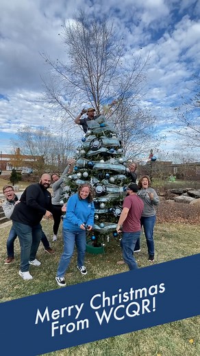 MERRY CHRISTMAS! 🎄 From your team at 88.3 WCQR! We ❤ our listening family! #christmastimeishere #Christmas #christianradio #christianmusic #youareloved #wcqr #wcqrfaithfamilyfun | 88.3fm WCQR