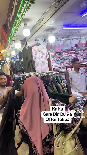 Explore the Versatility of Burka Styles