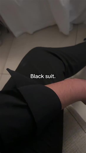 Black Suit: The Ultimate Clean Look