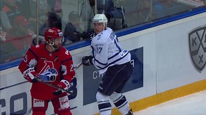 Max Talbot - durch das Cup Clinching Goal bei den Pittsburgh Penguins unsterblich geworden, bei Lokomotive Jaroslawl scored er munter weiter! Heute LIVE ab 18:00 mit deutschem Kommentar das Duell mit Novosibirsk bit.ly/YAR_SIB | LAOLA1 International