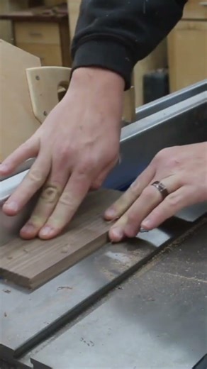 Milling wood parts to size #woodmilling #millingwood #lumberbreakdown